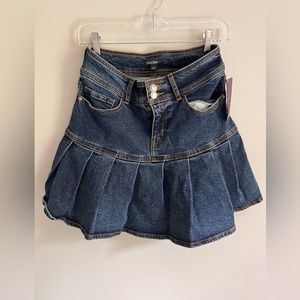 Wild Fable Dark Blue Jean Pleaded Skirt (New With Tags)